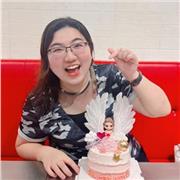 Passionate and Extrovert Chinese Language Tutor with Professional Background